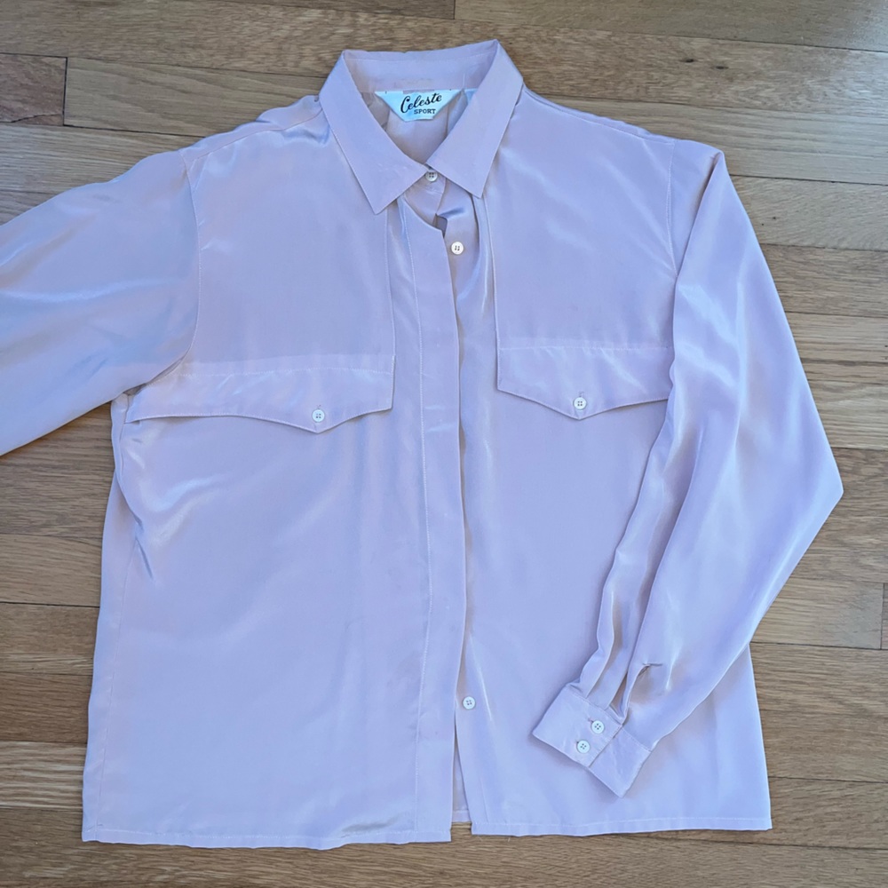 Women’s button up shirt in pink
